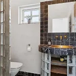 Stunning In With Kitchen