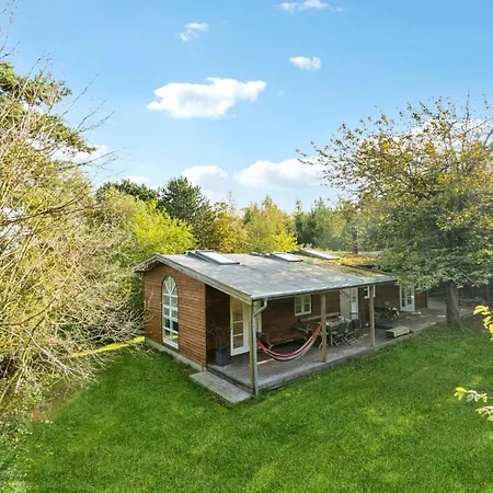 Stunning In With Kitchen Semesterbostad *