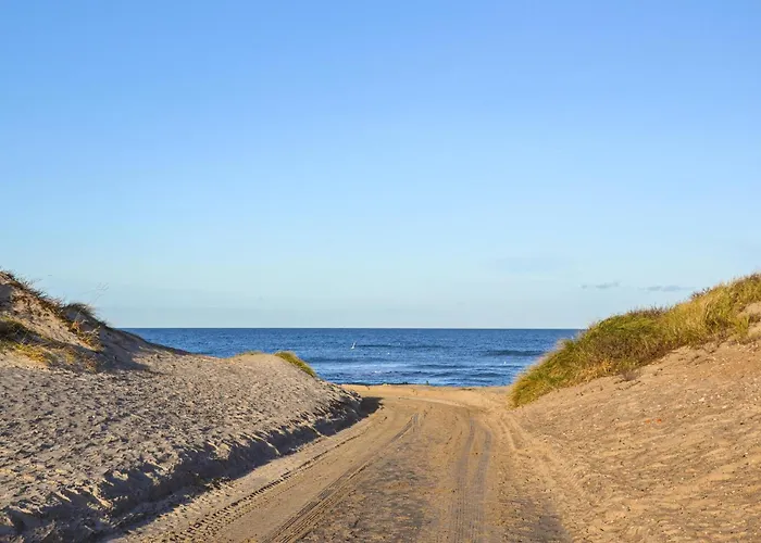 Stunning In With Kitchen